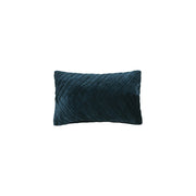 https://www.elisabethyork.com/cdn/shop/products/carine-decorative-pillow-1_180x.jpg?v=1633378296